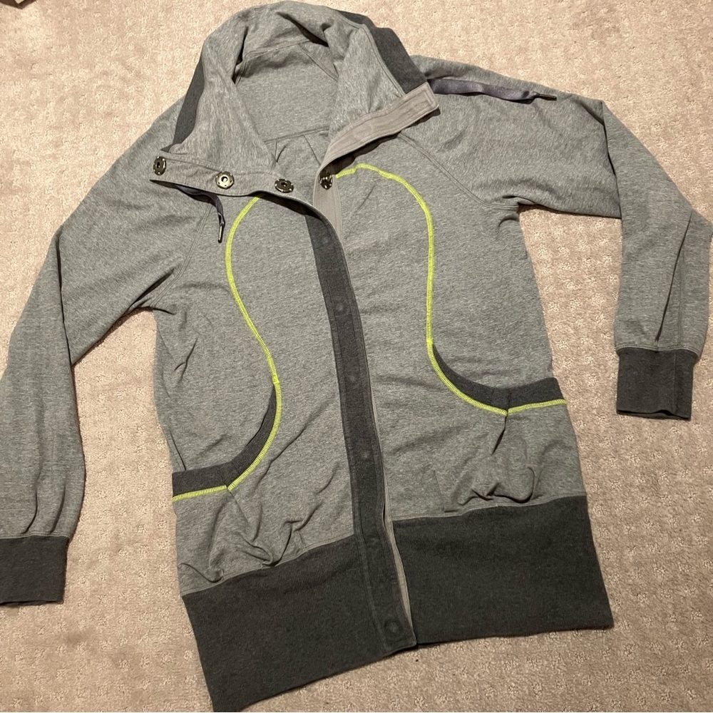 Lululemon grey button up jacket. Lightweight material. EUC!